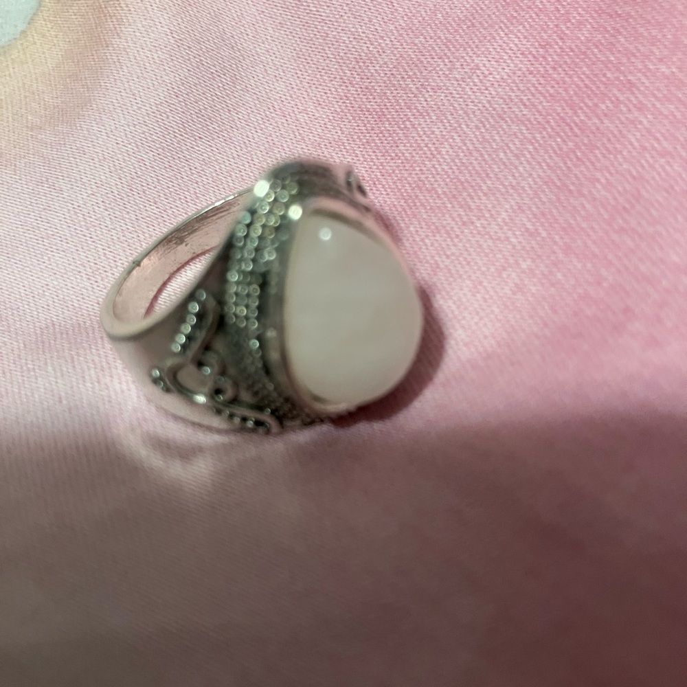 Rose Quartz ring size 8